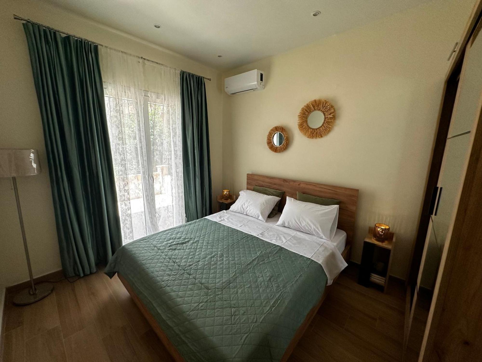 Gouvia Hideaway Apartment Bagian luar foto